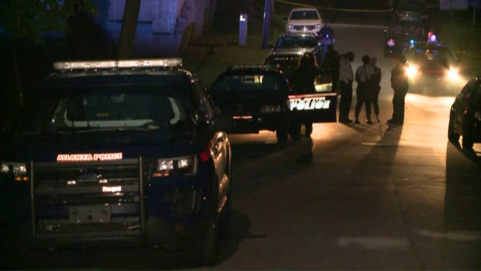 Card game turns violent | Triple shooting in SW Atlanta leaves one dead ...