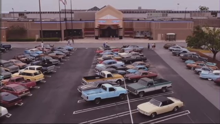 New Video Stranger Things Reveals 80s Mall Setting Filmed In