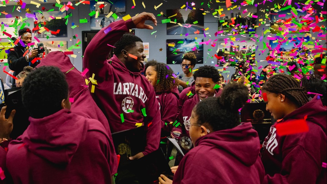 Ranked 11th in U.S., Debate Team Joins Top 10 at Harvard Tournament