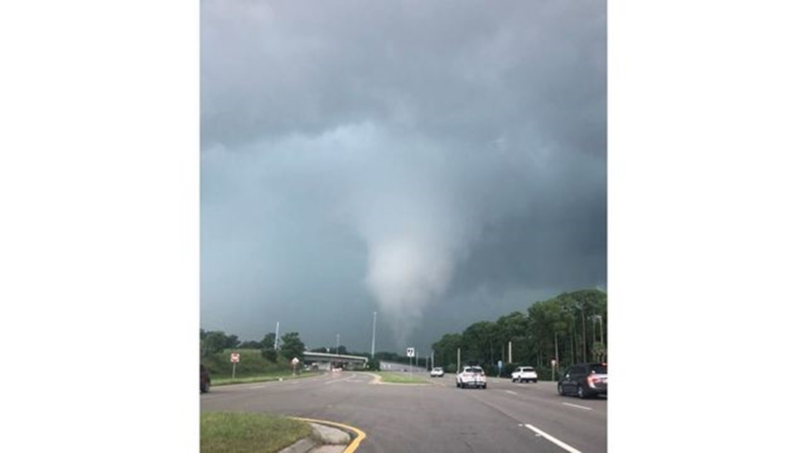 Tornado rips through Savannah's Whitemarsh Island