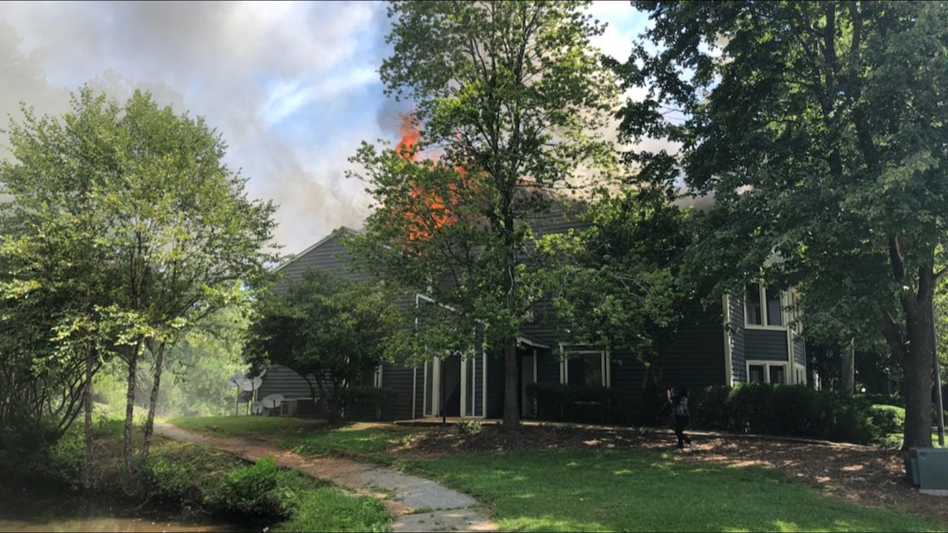 18 displaced in Gwinnett County apartment fire | 11alive.com