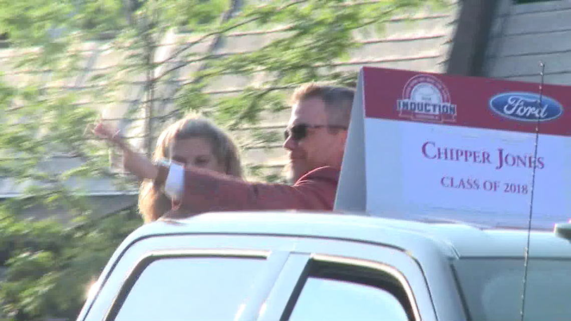 Chipper in Cooperstown, Jones rides in Saturday Hall of Fame Legends  parade