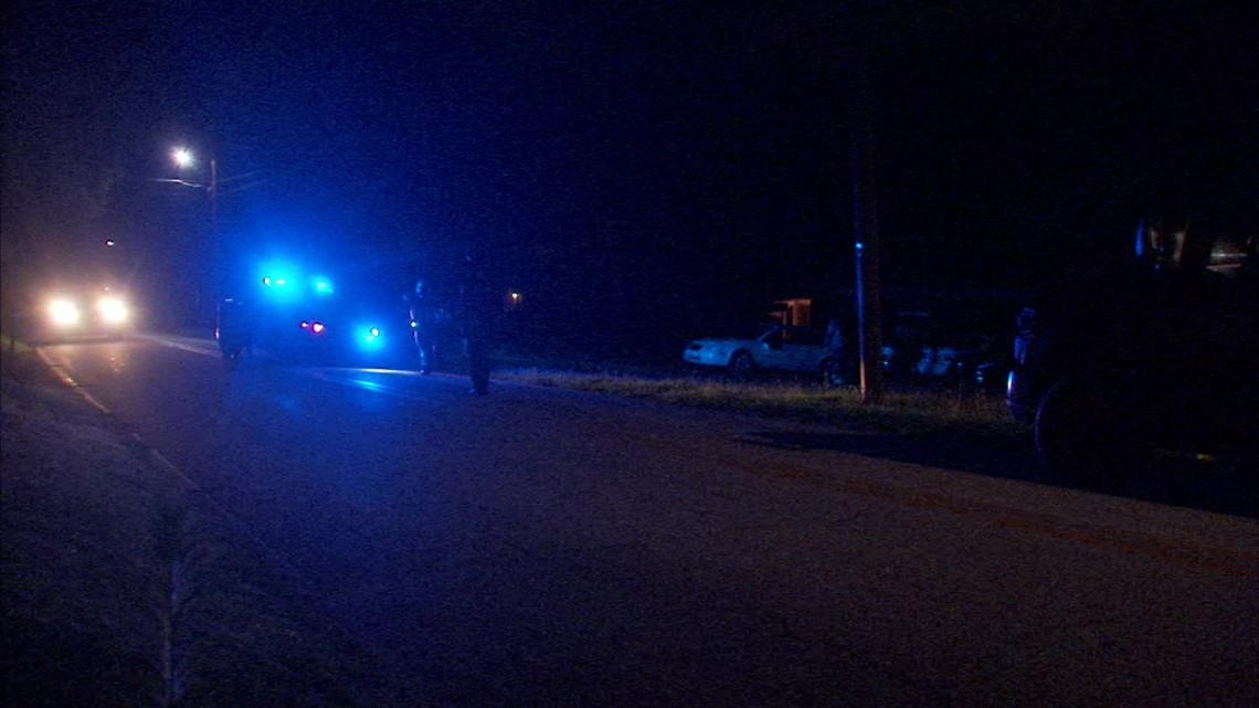 Sunday night shooting leaves two injured in west Atlanta | 11alive.com