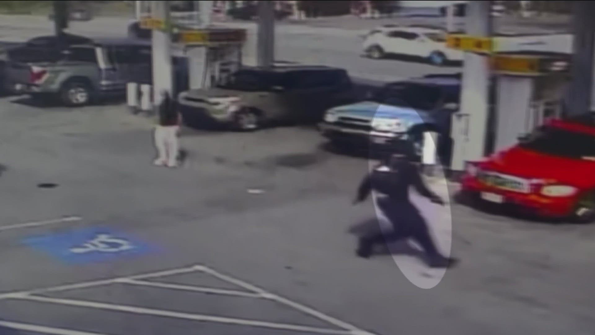 New footage shows moments leading up to the shooting that killed a 22-year-old man in Southeast Atlanta.