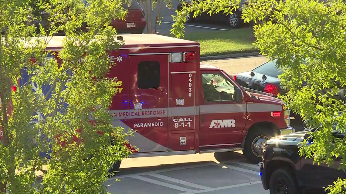 Police: SWAT standoff in DeKalb County ends after suspect shoots ...