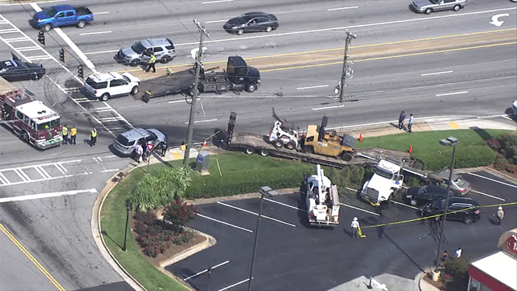 Five car accident brings down power lines in Conyers ...