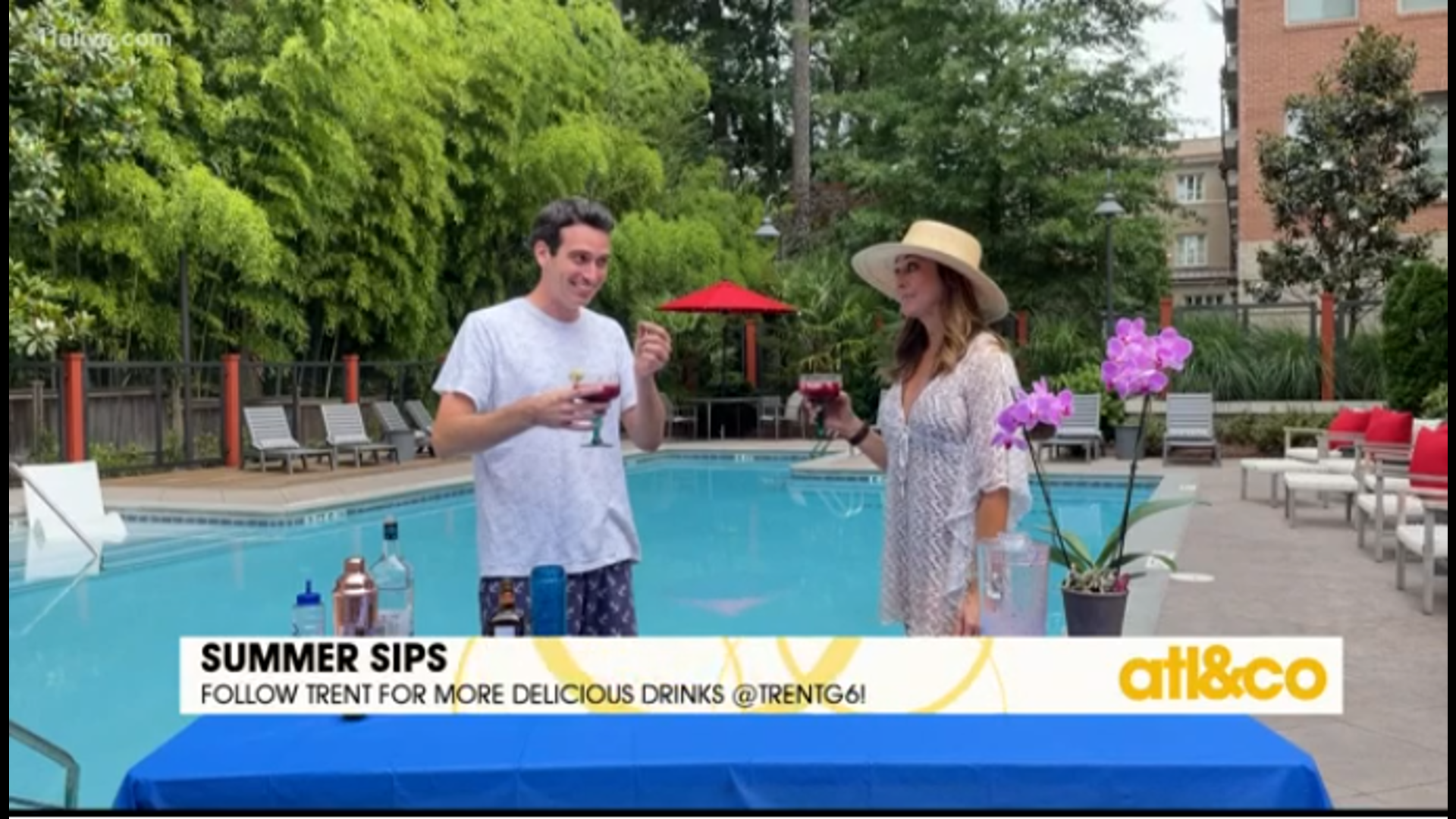 Trending with Trent blends up a refreshing blueberry blanco margarita with Christine poolside.