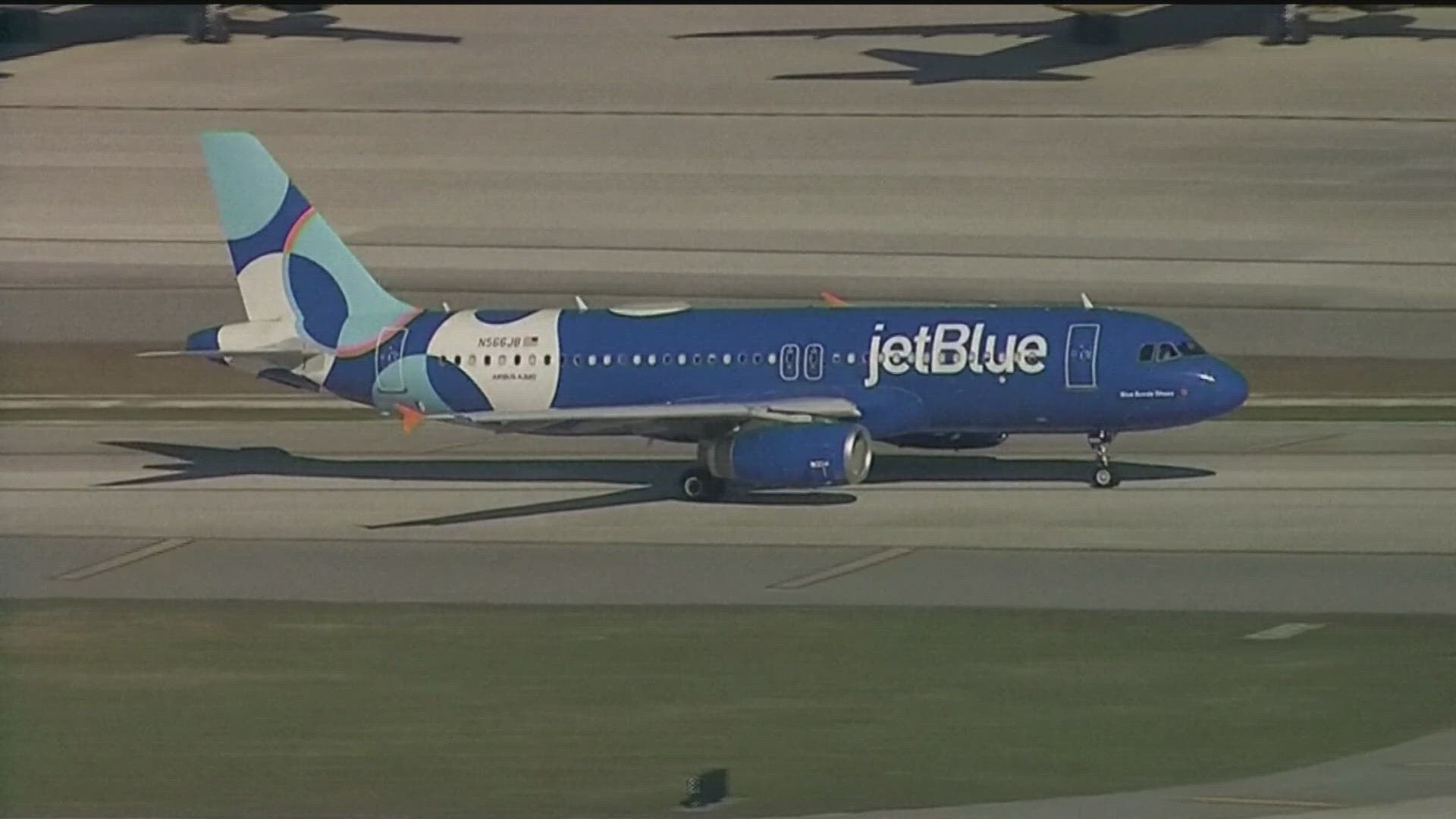 JetBlue passengers can now track their bags through Apple AirTag ...