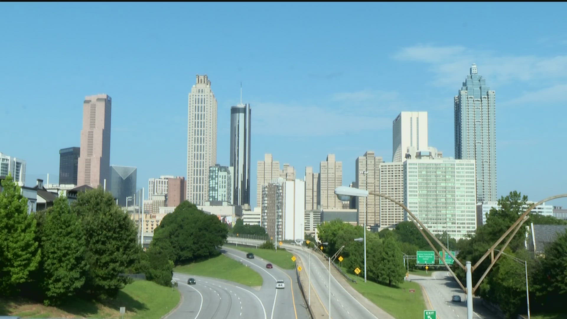 The Jackson Street Bridge which is famous for its skyline views is getting a makeover. 