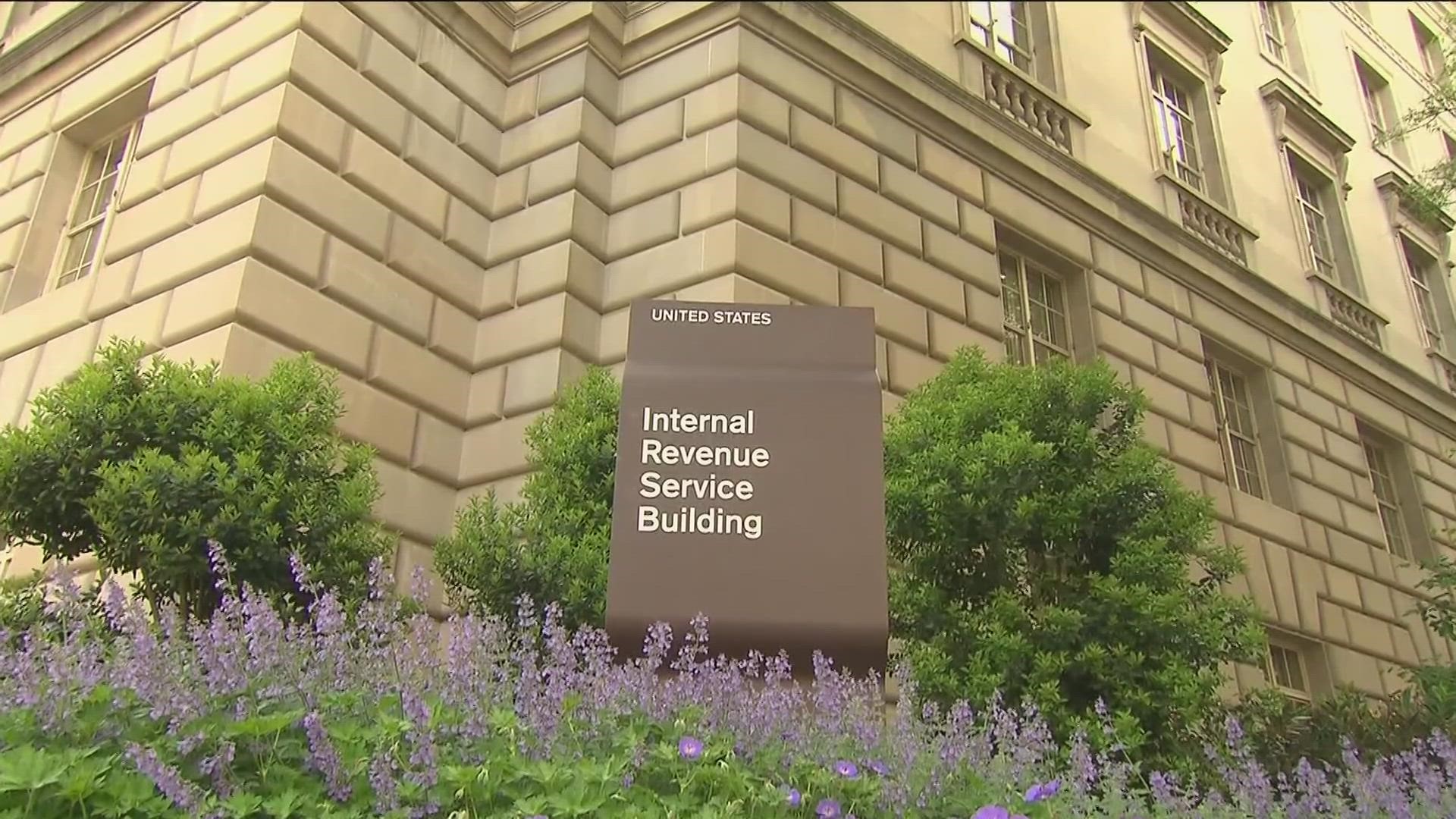 IRS Wait to file tax returns in