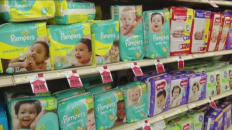 11Alive moms teams up with 'Helping Mamas' to collect donations for Diaper Awareness Week