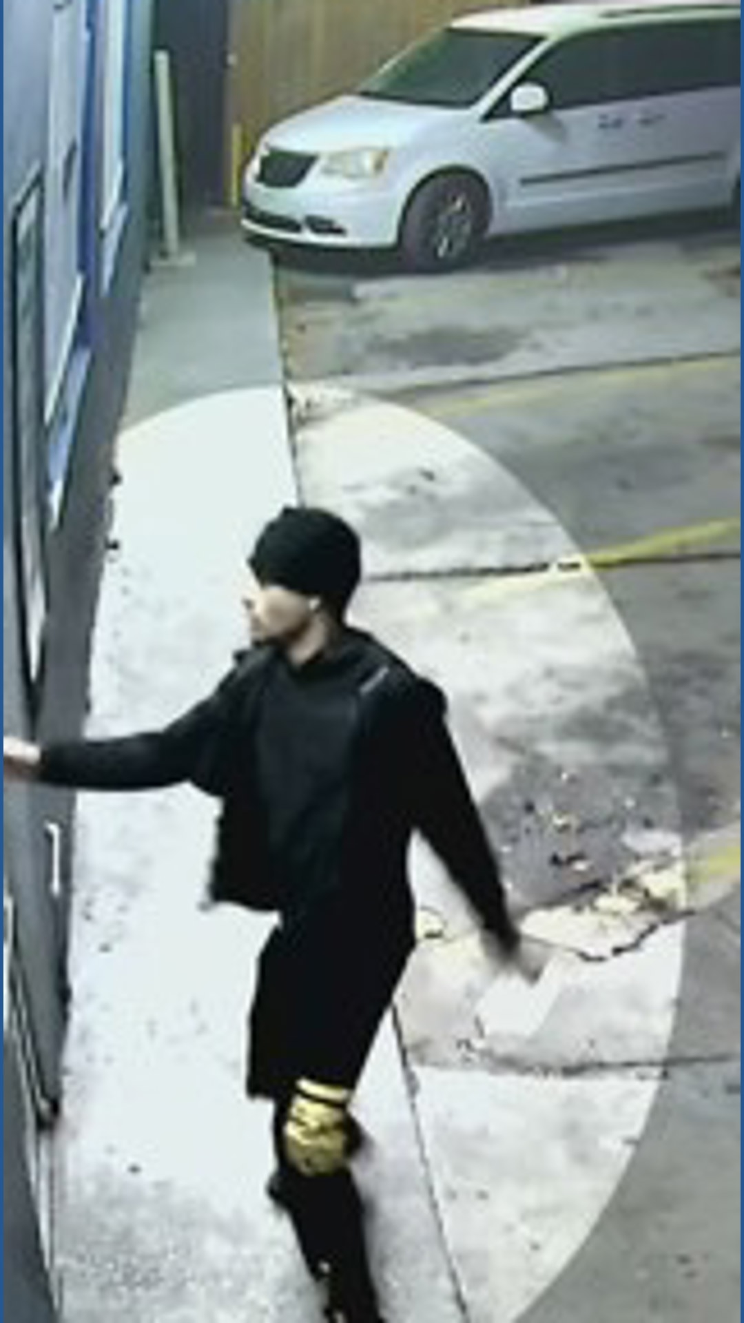 $5K reward for information on suspect in Atlanta convenience store ...