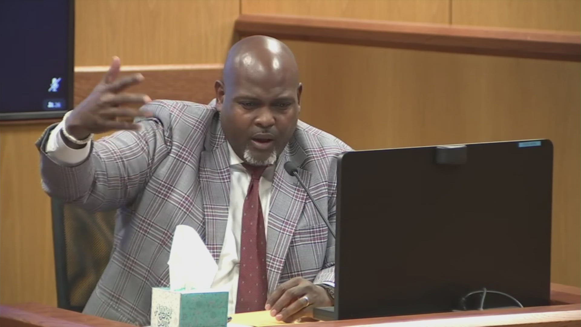 Terrence Bradley, the former law partner and one-time divorce attorney for Special Prosecutor Nathan Wade, is back on the witness stand to answer more questions.