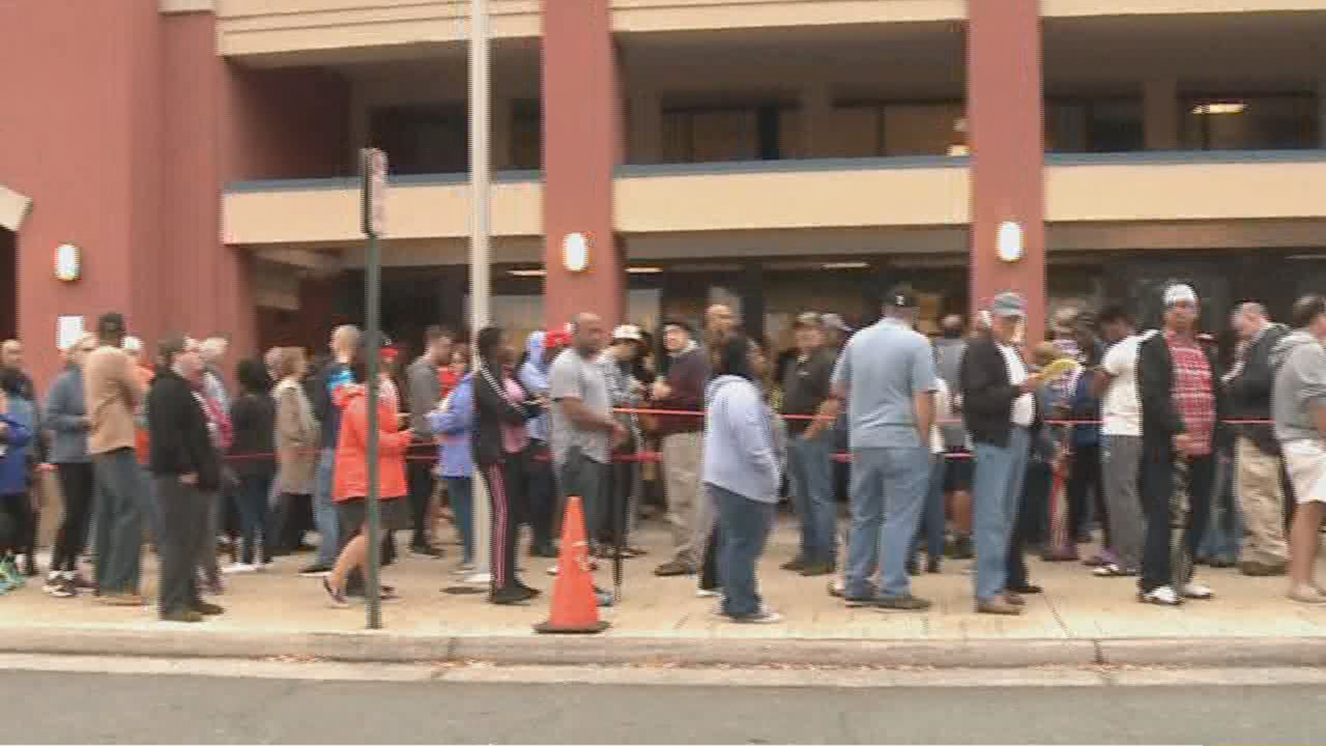 Lines for early voting in Cobb County are still running as long as ...