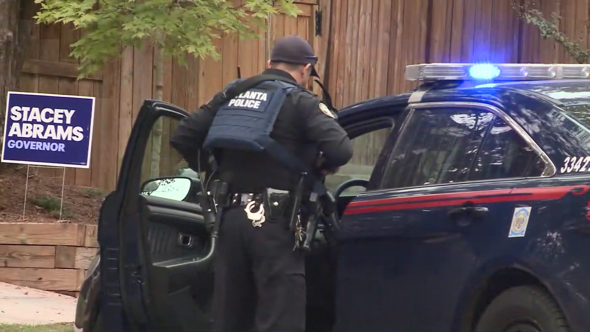 SWAT standoff in East Atlanta ends after armed man confronts property ...