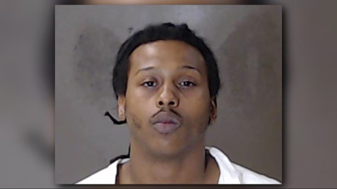 Police One person seriously hurt after shooting in Decatur