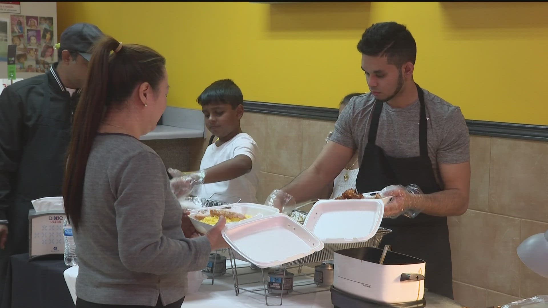 Marietta Wings and More is well-known in the community for what's in its name. It helped those in need have a meal on Thanksgiving.