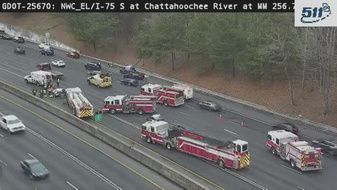 Accident on I-75 near Chattahoochee River