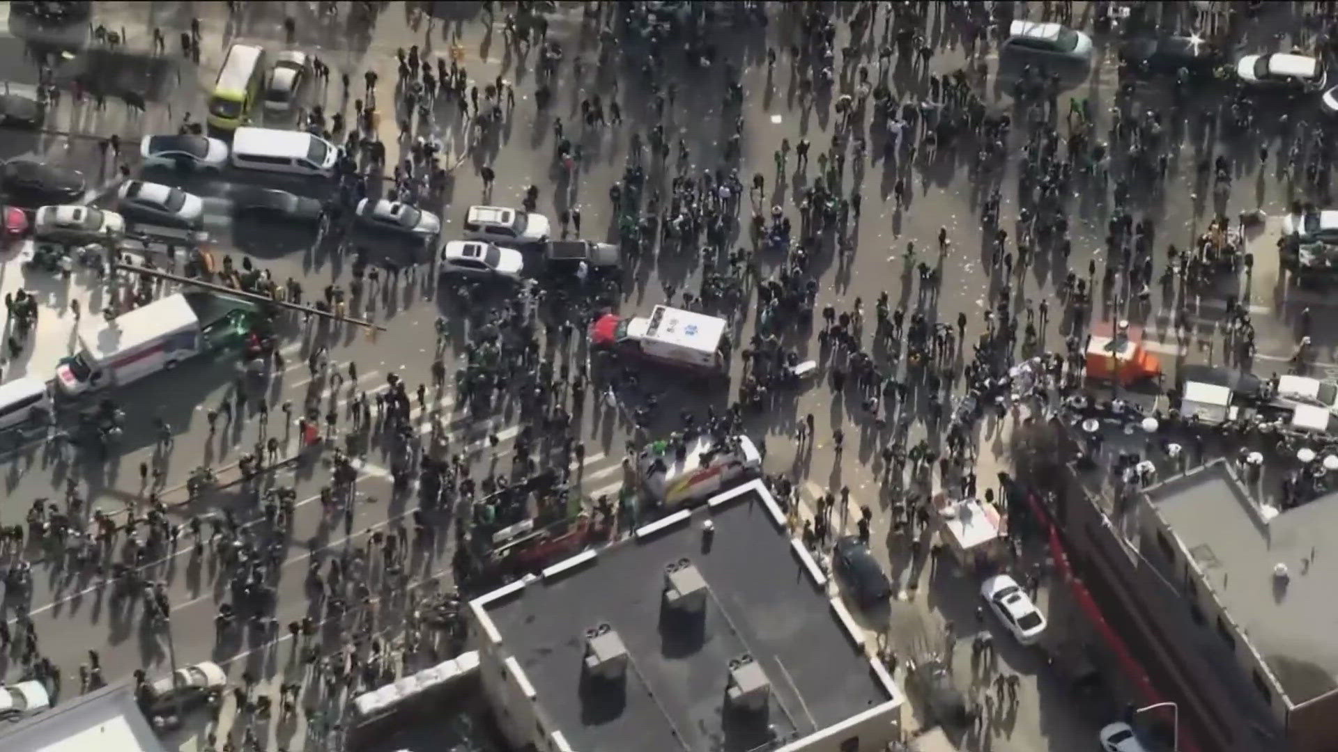 Eagles Super Bowl parade shooting leaves 2 women hurt | 11alive.com