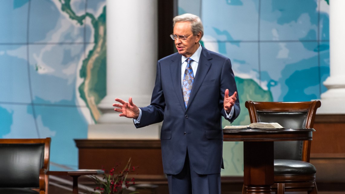 Charles Stanley, Atlanta Pastor Who Preached to the World, Dies at