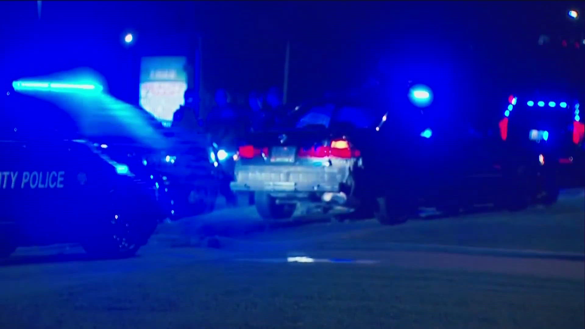Smyrna crime driver in custody after chase ends on South Cobb Dr ...