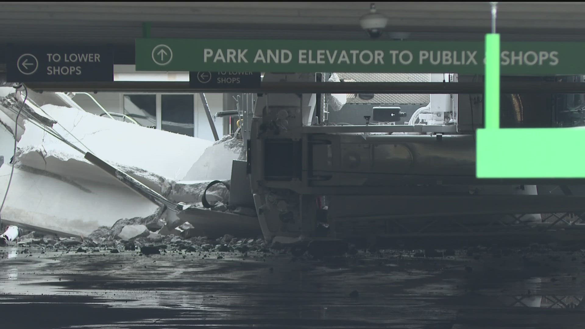 The Publix at 572 Hank Aaron Drive is not serving shoppers as it deals with the collapse.