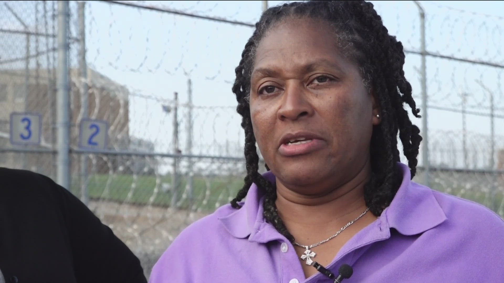 Latoya Dickens couldn't contain her excitement behind the barbed wire at the Arrendale Transitional Center on Monday morning.