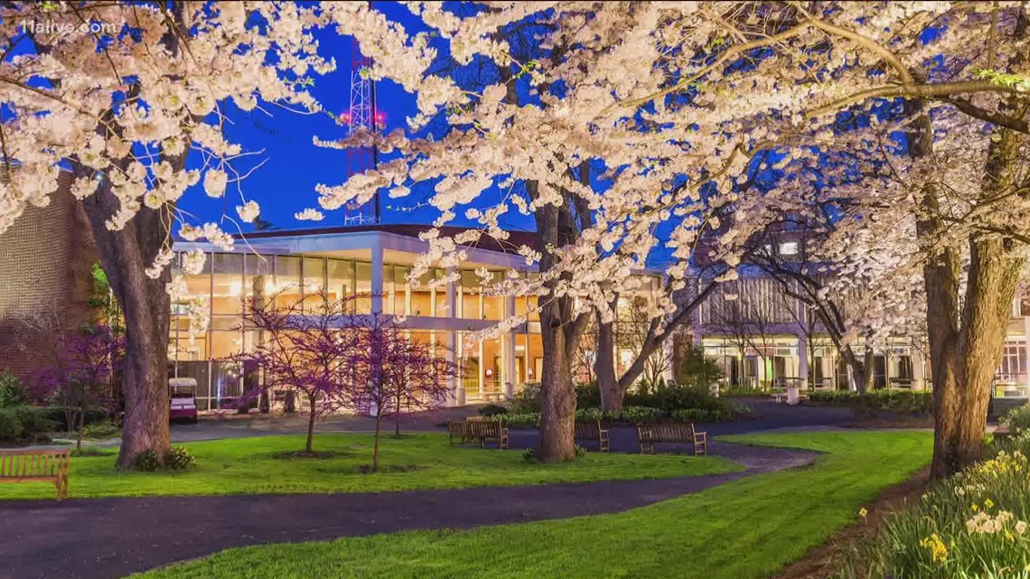 COVID in Mask requirement at colleges, universities