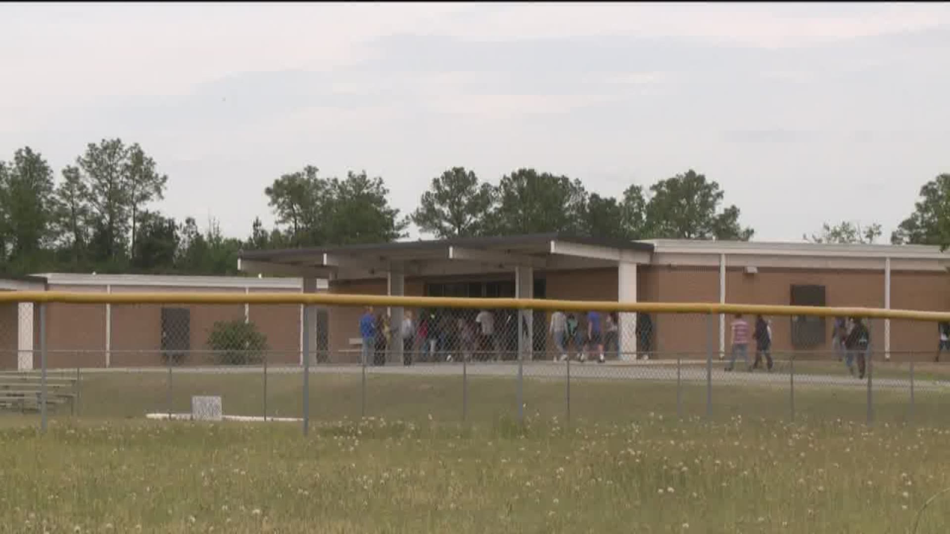 Fannin County school board passes proposal to arm teachers | 11alive.com