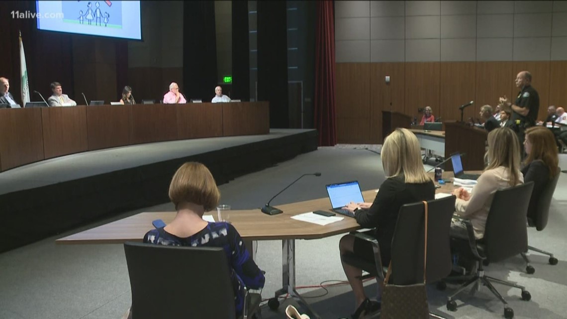 Sandy Springs amends ordinance in attempt to cut down on false