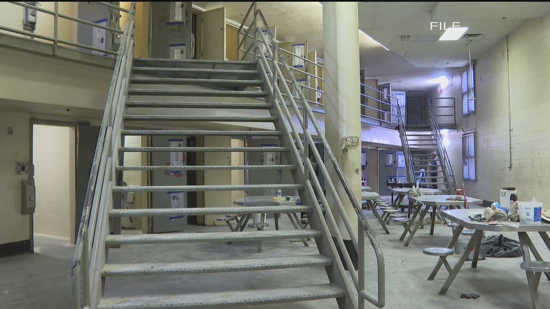 Fulton County Jail inmate stabbed, taken to hospital