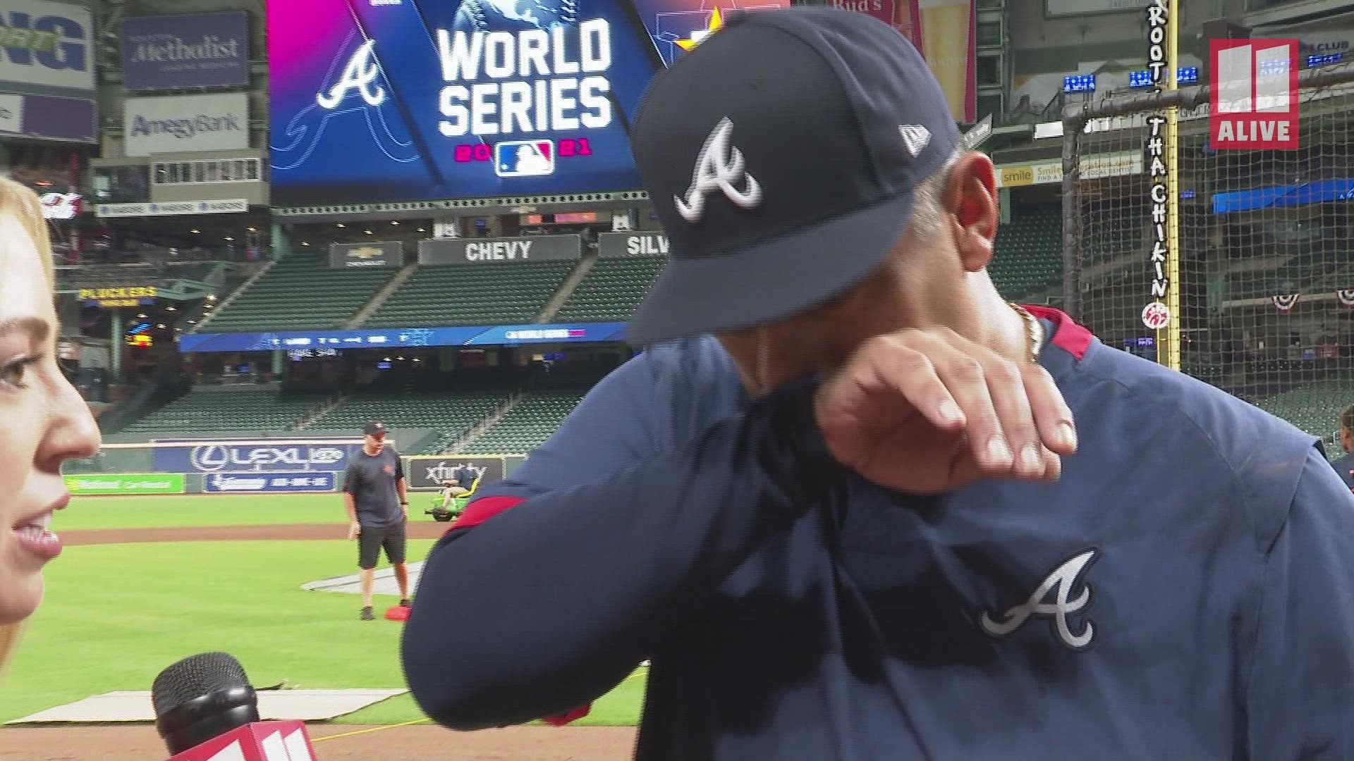 Braves catching coach Sal Fasano teaches catch-and-throw drills