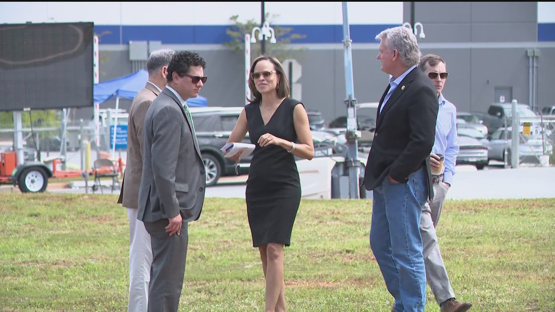 Georgia politicians toured the USPS distribution facility in Palmetto, which has been linked to months of delays and issues. The group reported hopeful outcomes.