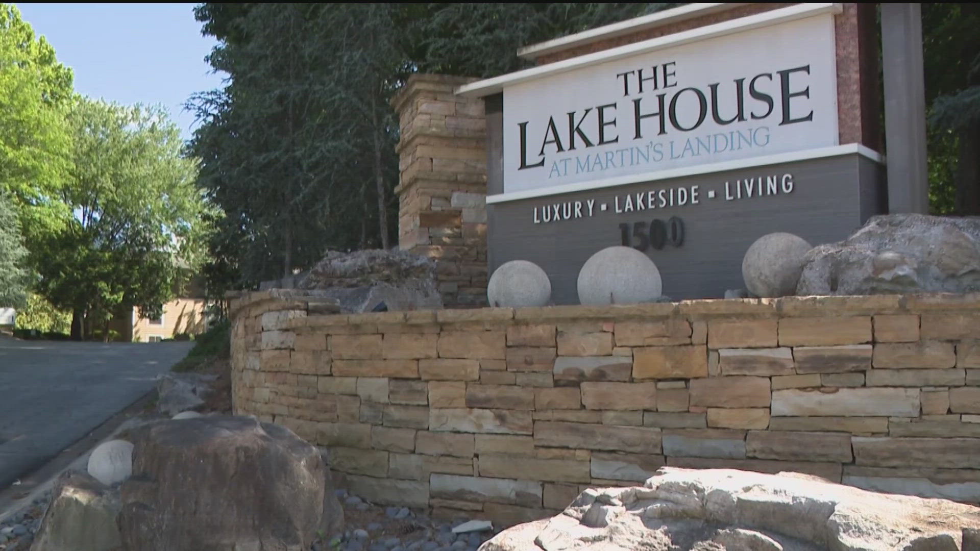 Residents at a Roswell apartment complex are once again without water. Residents previously said an out-of-state landlord has let it happen repeatedly. 