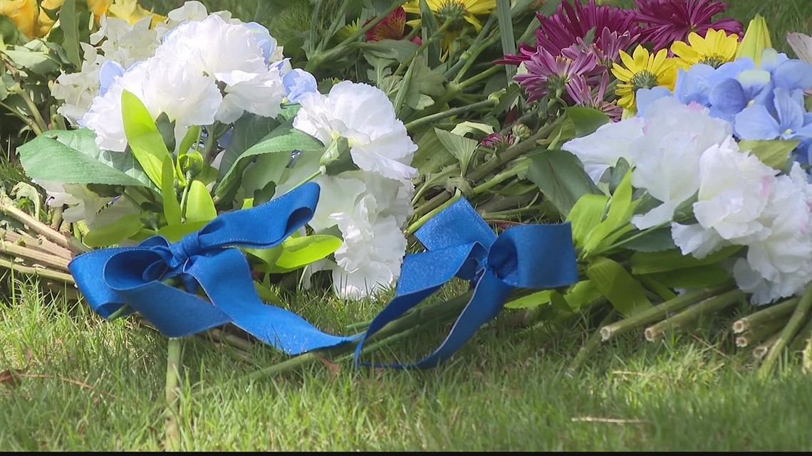 Cobb County Community Comes Together For Two Deputies Killed 11alive