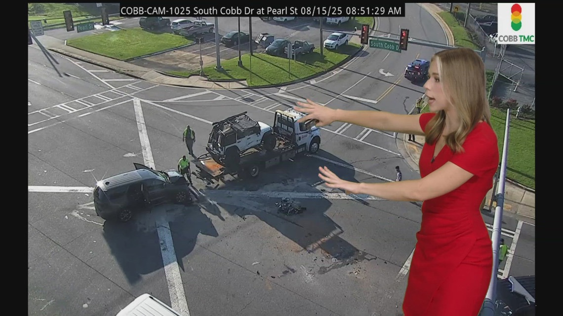 School bus crash in Cobb County on Friday morning | 11alive.com