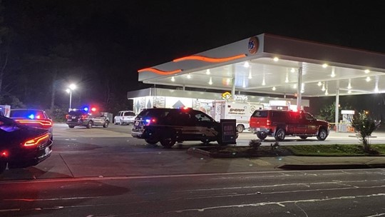 Deputies: Man collapses, dies at gas station after he was shot ...
