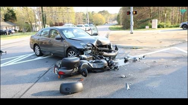 Suwannee Man Dead In Motorcyle Crash In Lawrenceville 11alive Com