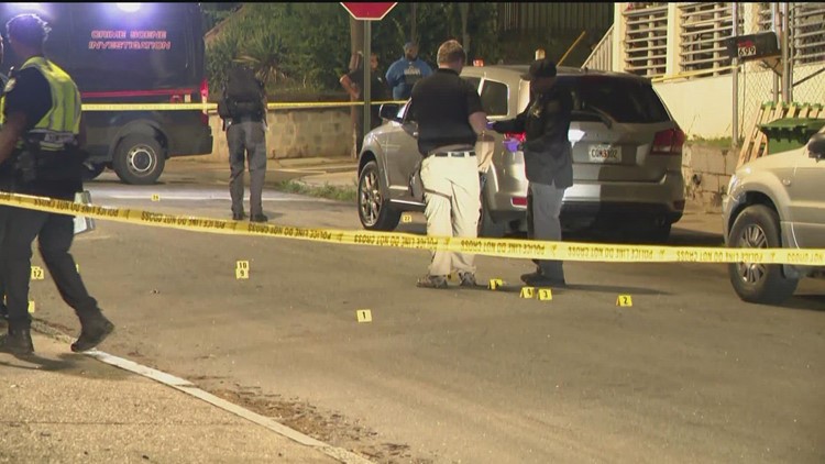 3 hurt in southwest Atlanta shooting, police say
