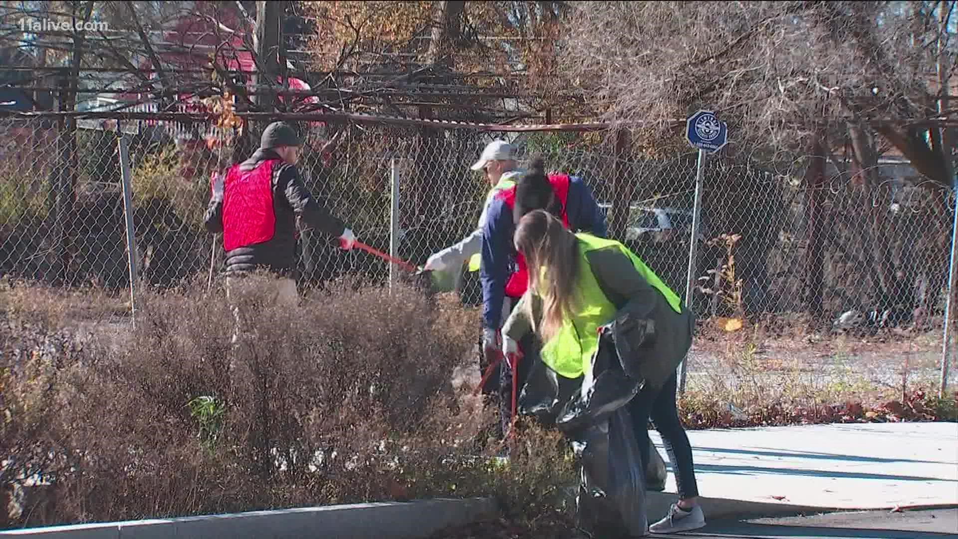 One Atlanta neighborhood got a little sprucing up earlier Sunday.