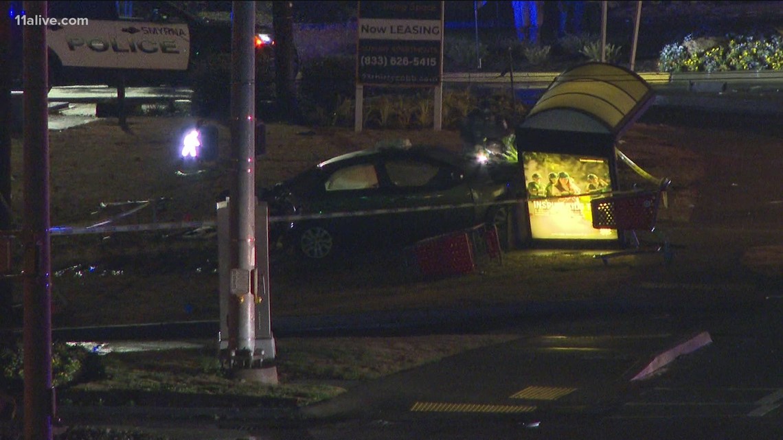 Serious Smyrna accident shuts down Cobb Parkway for hours - Vimarsana News