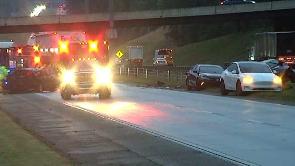 I-985 shut down by crash in Gwinnett County | 11alive.com