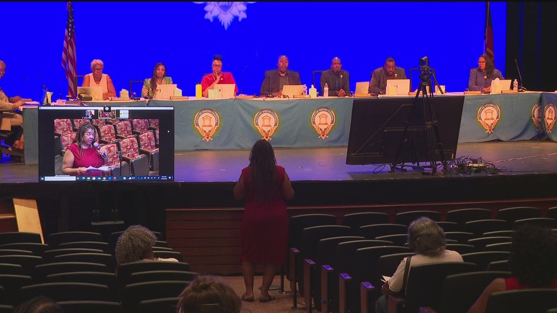 South Fulton residents debate millage rate ahead of vote
