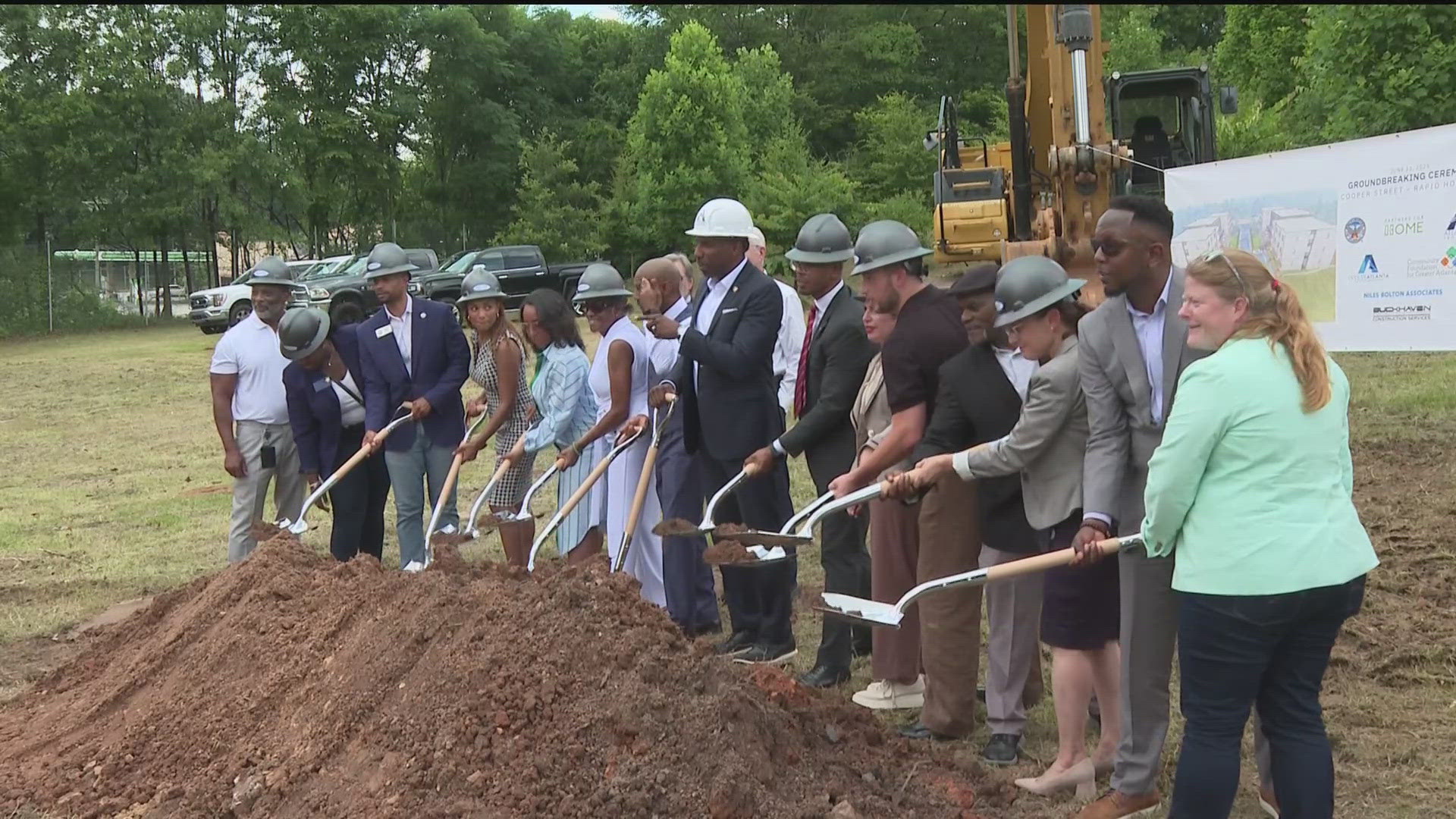 The City of Atlanta broke ground on a new rapid housing project in Mechanicsville. 