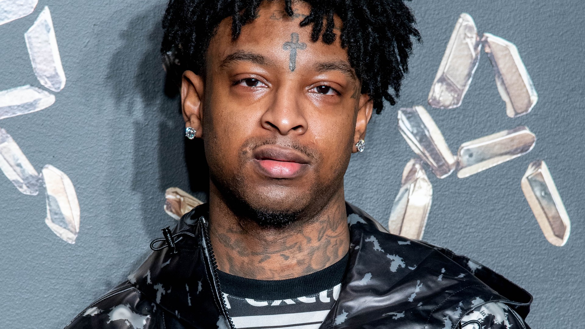 21 Savage fans leave letters of support outside Atlanta Immigration Court