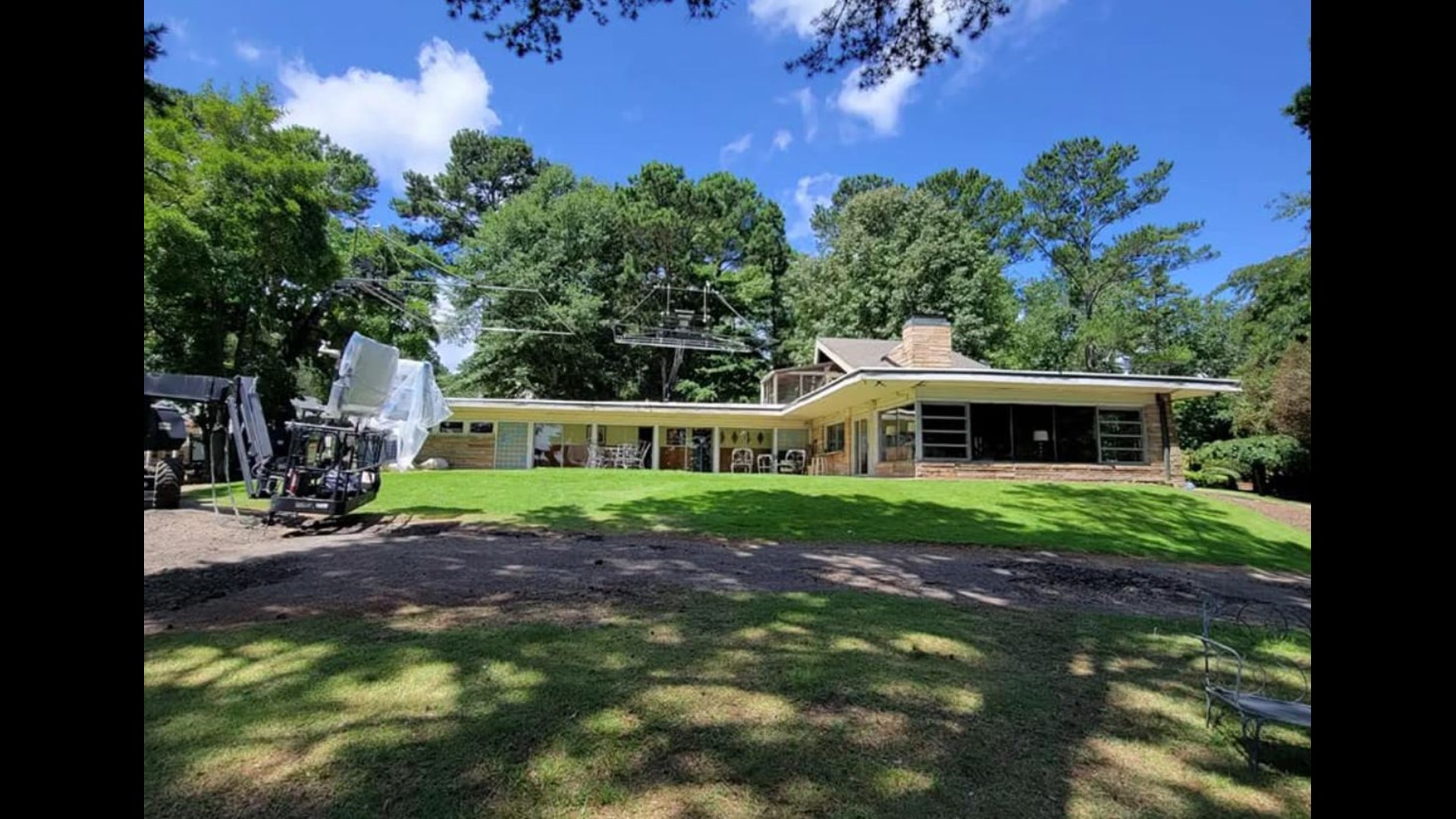 Crews resume production of 'Ozark' season 4 in Atlanta