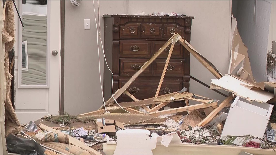 Recovery center opens in Jasper County for tornado victims | 11alive.com
