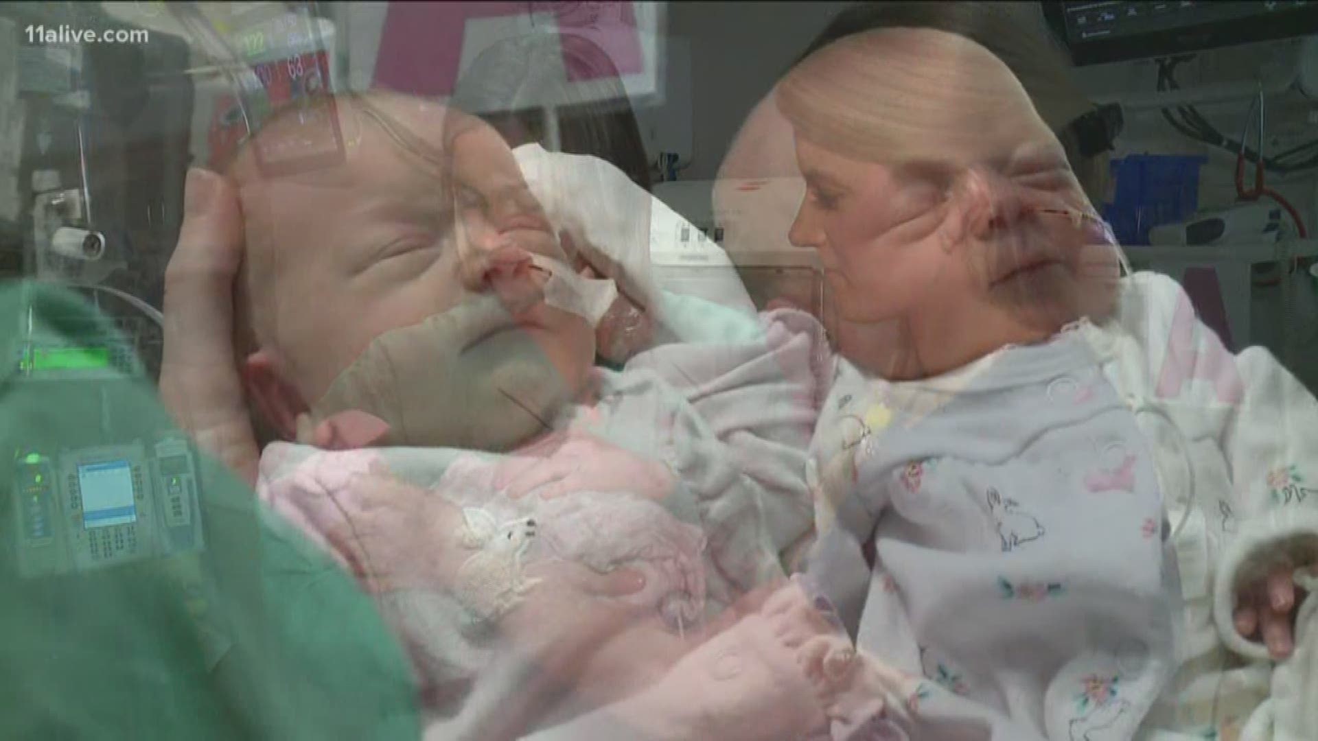 For the first time, the twin sisters got to be in the delivery room as a mom gave birth to identical twin girls.