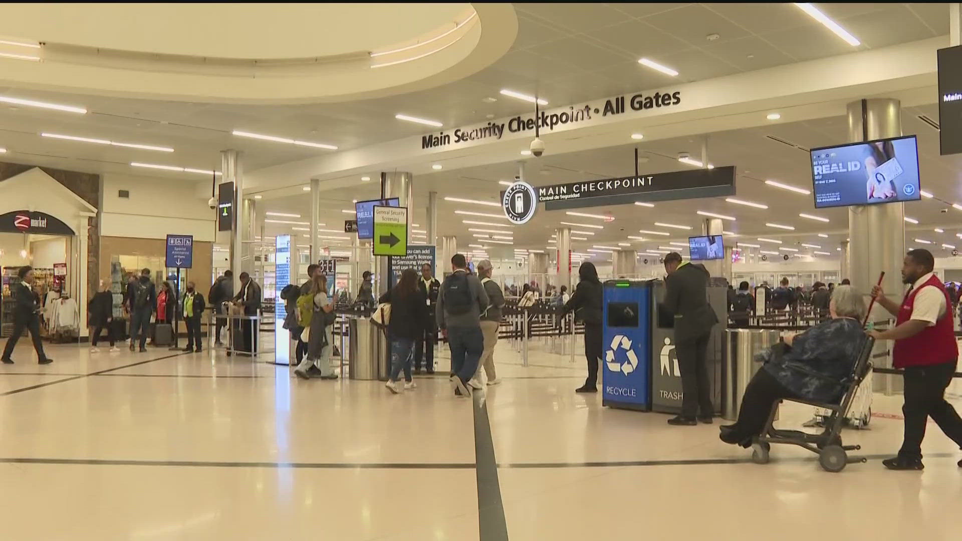 A total of 4.2 million passengers are expected at the Atlanta airport during the travel period, which begins on Friday, Nov. 22, and ends on Tuesday, Dec. 3.