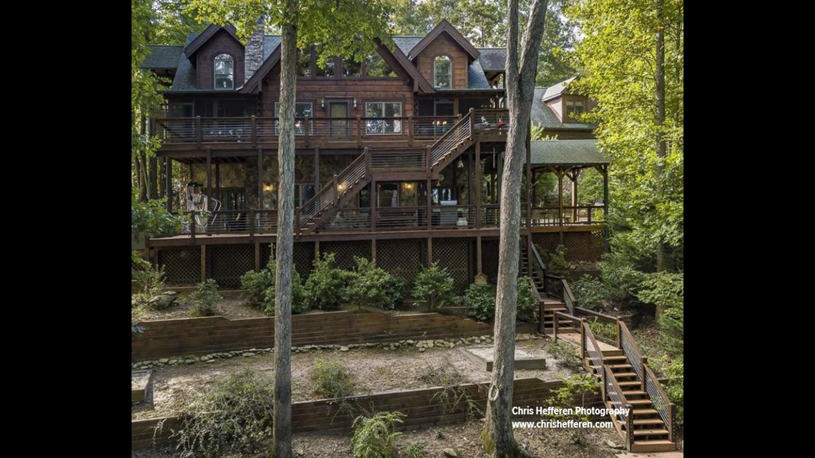 Photos Inside Chipper Jones' Blue Ridge Mountain lake home